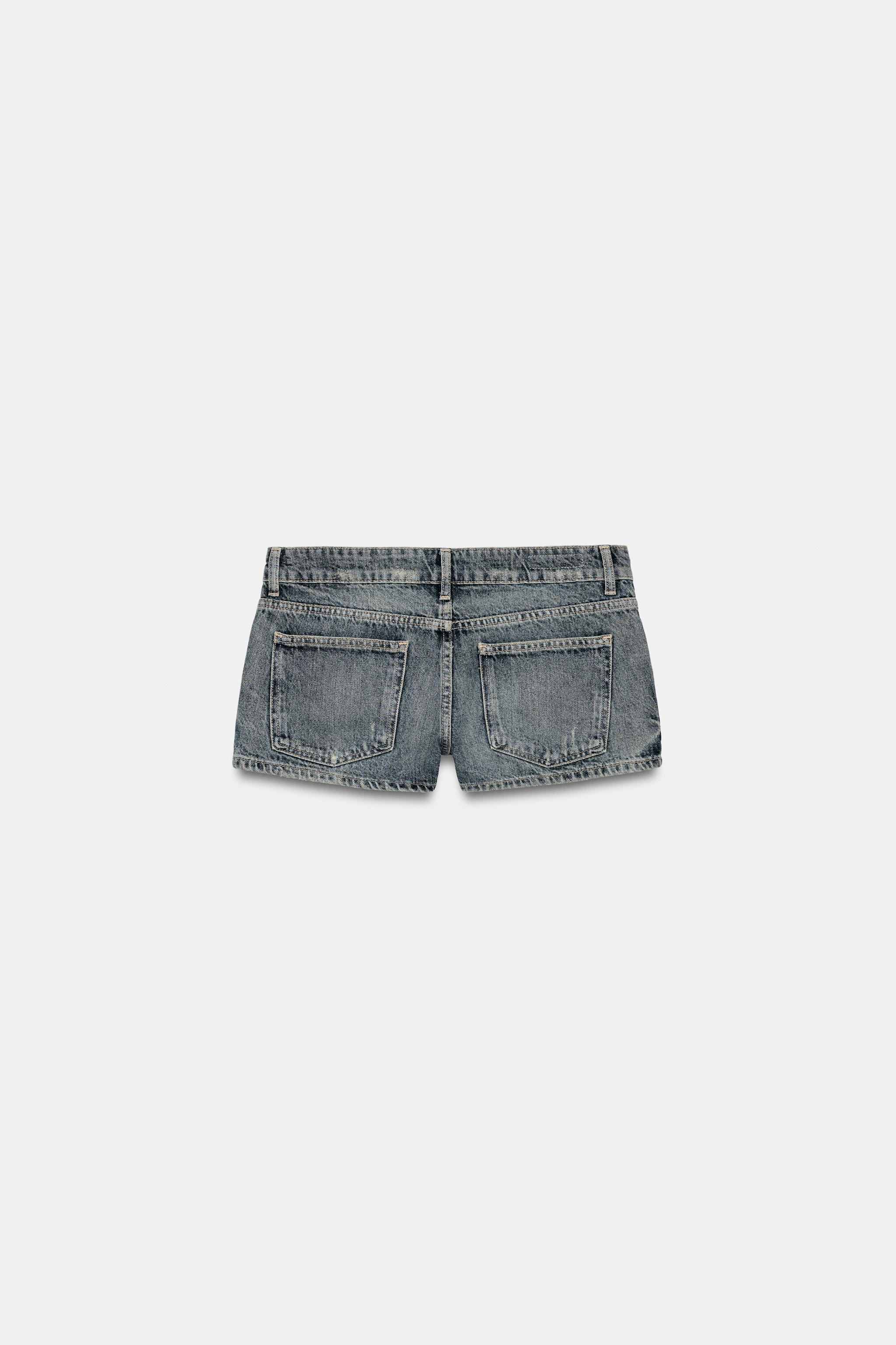MINI SHORT EN JEAN TRF À CLOUS